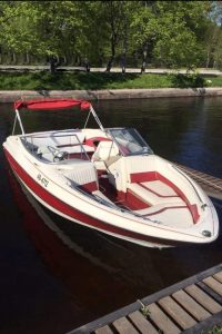Катер Bayliner 2