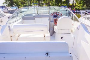 Катер Bayliner вид внутри