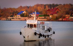Моторное судно Гидрограф